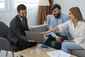 What Families and Professionals Look At When Comparing Different Types of Wealth Oversight Providers